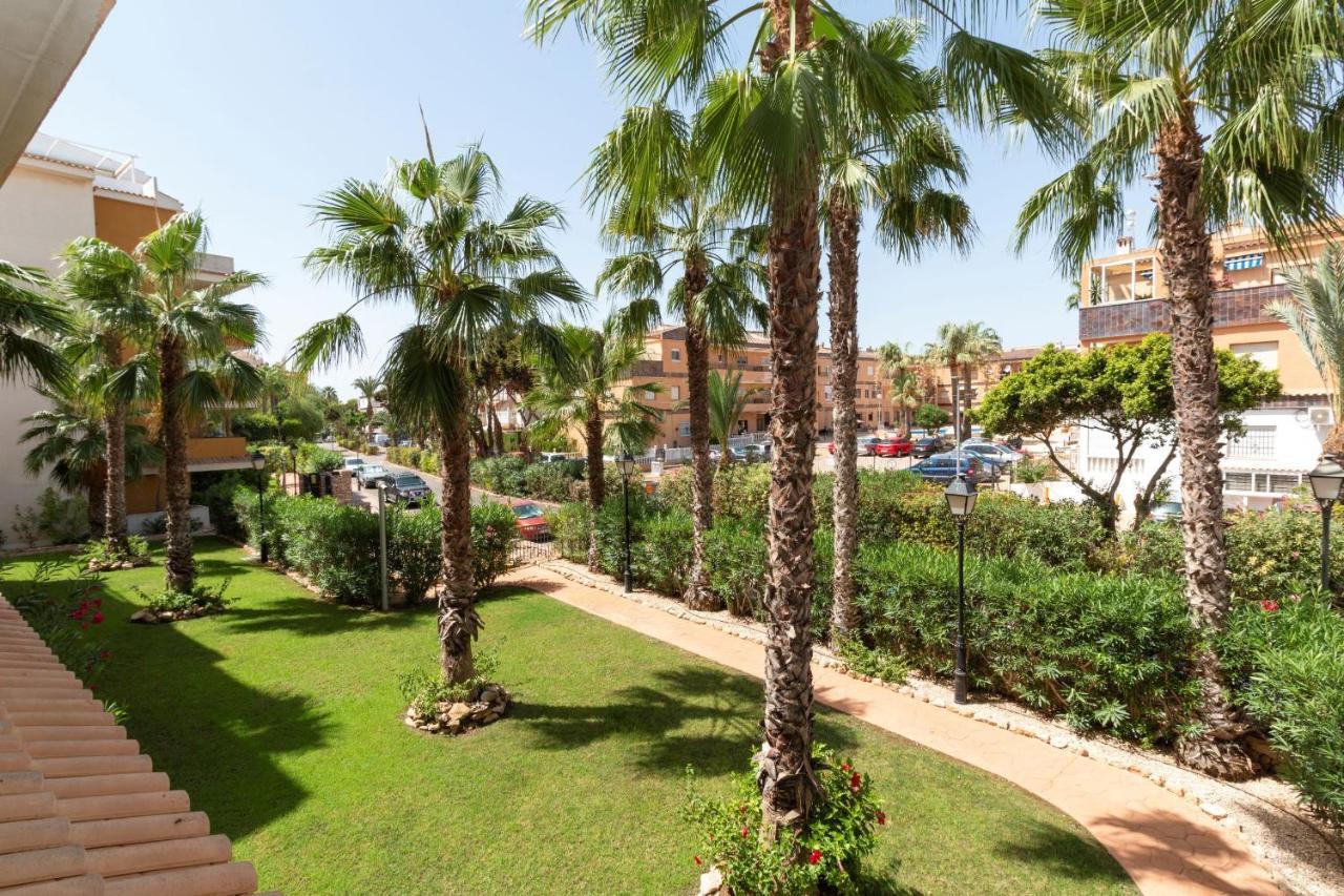 222 Lovely 3 Pools Home - Alicante Holiday Torrevieja Exteriör bild